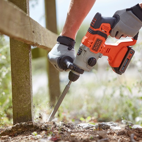 Black and Decker - 18V SDSplus AkkuKombihammer OHNE Akku und Ladegert - BCD900B