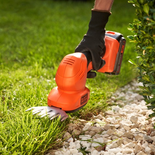 Black and Decker - 18V AkkuGras und StrauchscherenSet - BCSS18D1