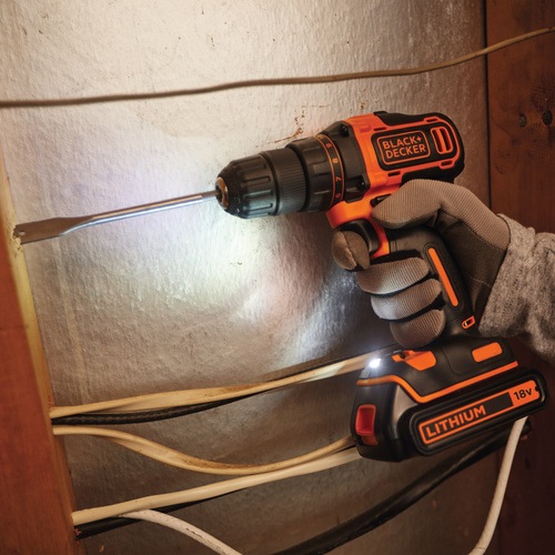 Black and Decker - 18V 2Gang AkkuBohrschrauber  400mA Ladegert  Koffer  2 Akkus - BDCDD186KB