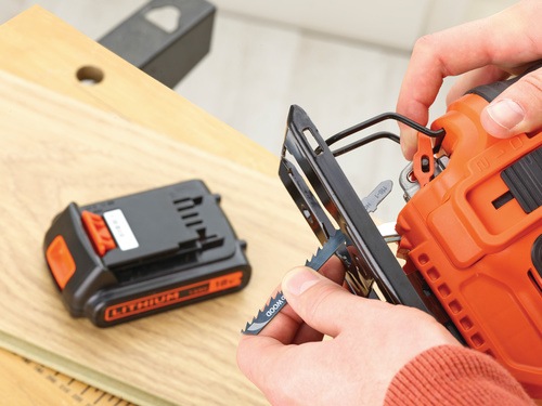 Black and Decker - 18V Pendelhubstichsge - BDCJS18N