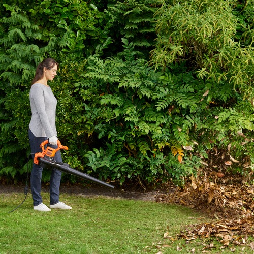 Black and Decker - 2300 Watt 3in1 ElektroLaubsauger - BEBLV230