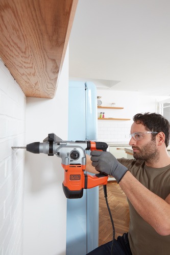 Black and Decker - 1250W SDSPlus Bohr und Meielhammer mit Koffer - BEHS03K