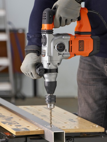 Black and Decker - 1250W SDSPlus Bohr und Meielhammer mit Koffer - BEHS03K