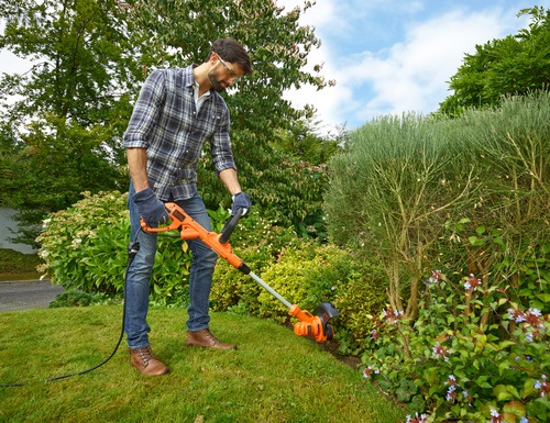 Black and Decker - 450W  25 cm ElektroRasentrimmer - BESTA525