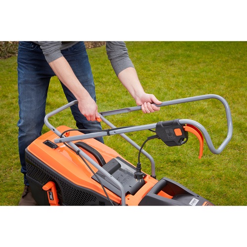Black and Decker - 1400W 34cm Electric Lawnmower - EMAX34S