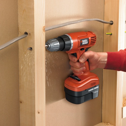 Black and Decker - 12 V AkkuBohrschrauber - EPC12CA