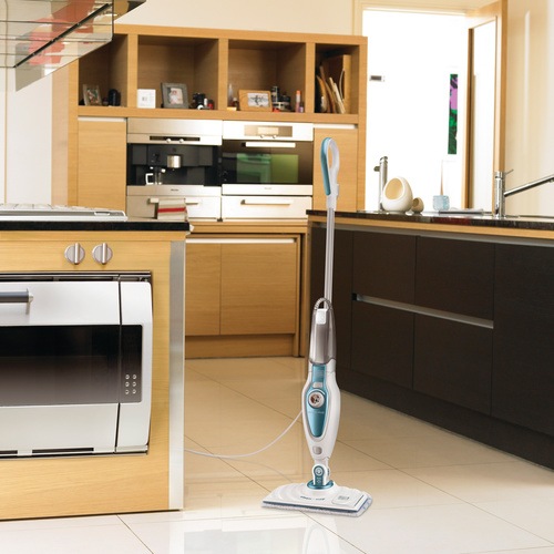 Black and Decker - 1600W Dampfbesen mit DuftReinigungsfuss - FSM1620S