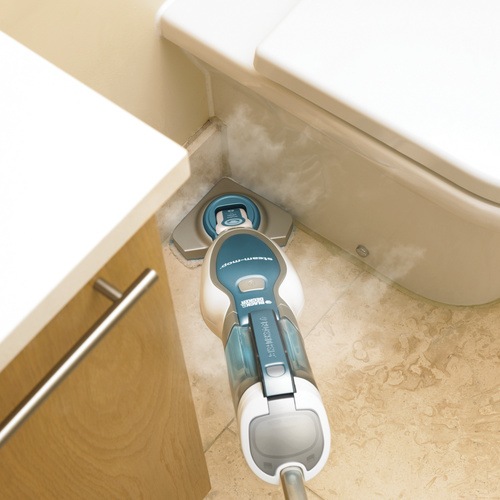 Black and Decker - 1600W Steam Mop Deluxe - FSM1630