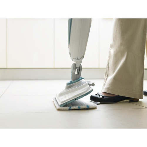 Black and Decker - 1600W Steam Mop Deluxe - FSM1630