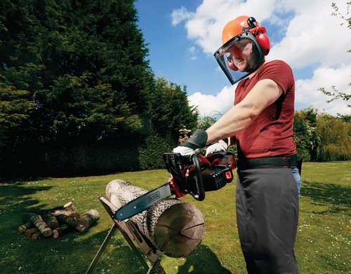 Black and Decker - AkkuKettensge 18V 25cm Schwertlnge mit 20Ah LiIon Akku  Ladegert - GKC1825L20