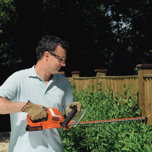 Black and Decker - 18V AkkuHeckenschere 20Ah - GTC1850L20
